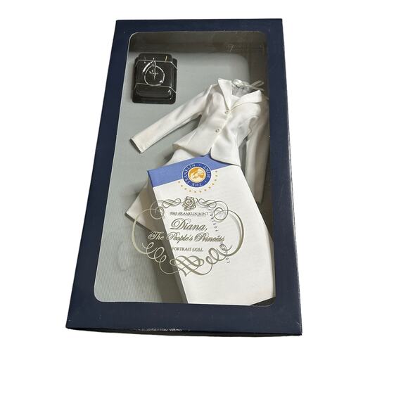 NEW the People's Princess of Wales Diana Franklin Mint Outfit Doll Clothes Dress - Picture 3 of 7